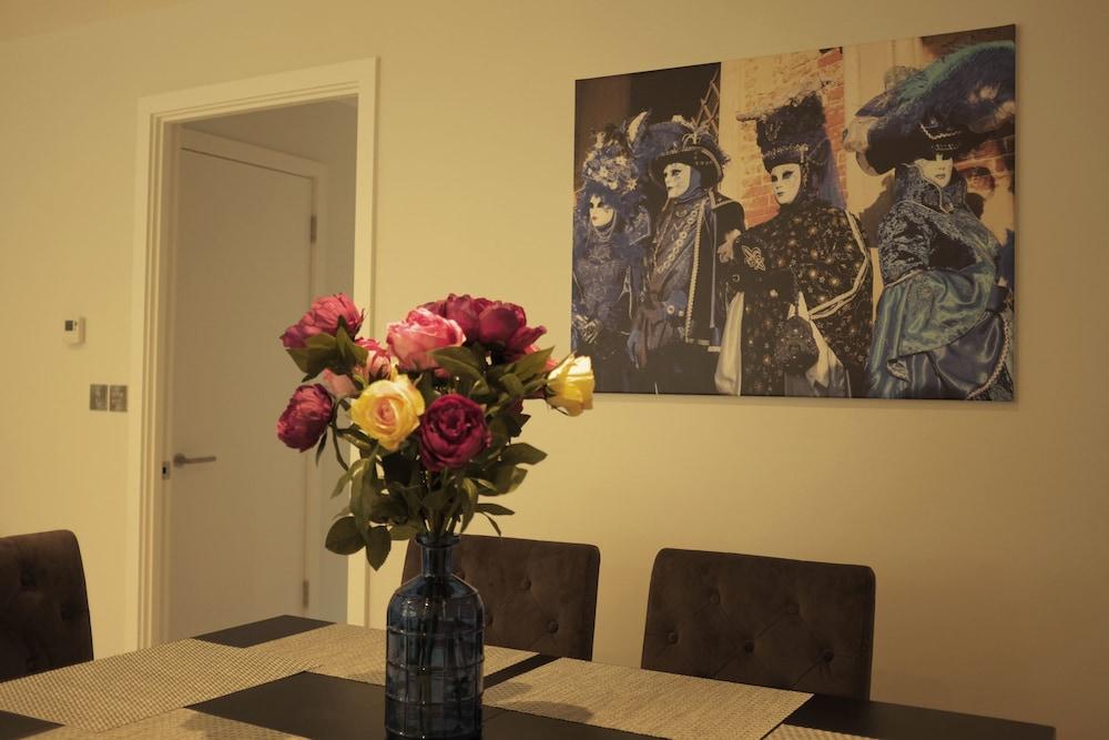 Pinnacle Residences - Cambridge Vesta