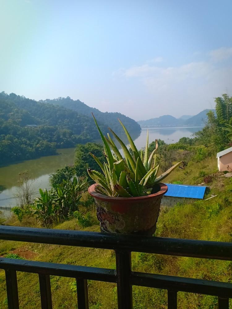 Begnas Lake front guest house