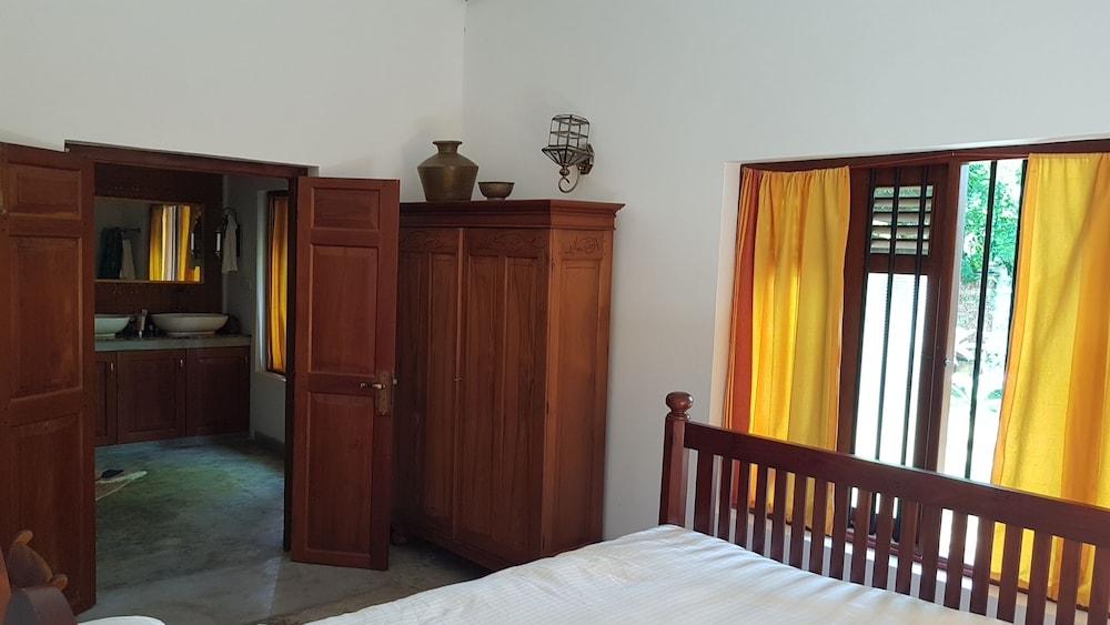 Siriniwasa Villa Induruwa