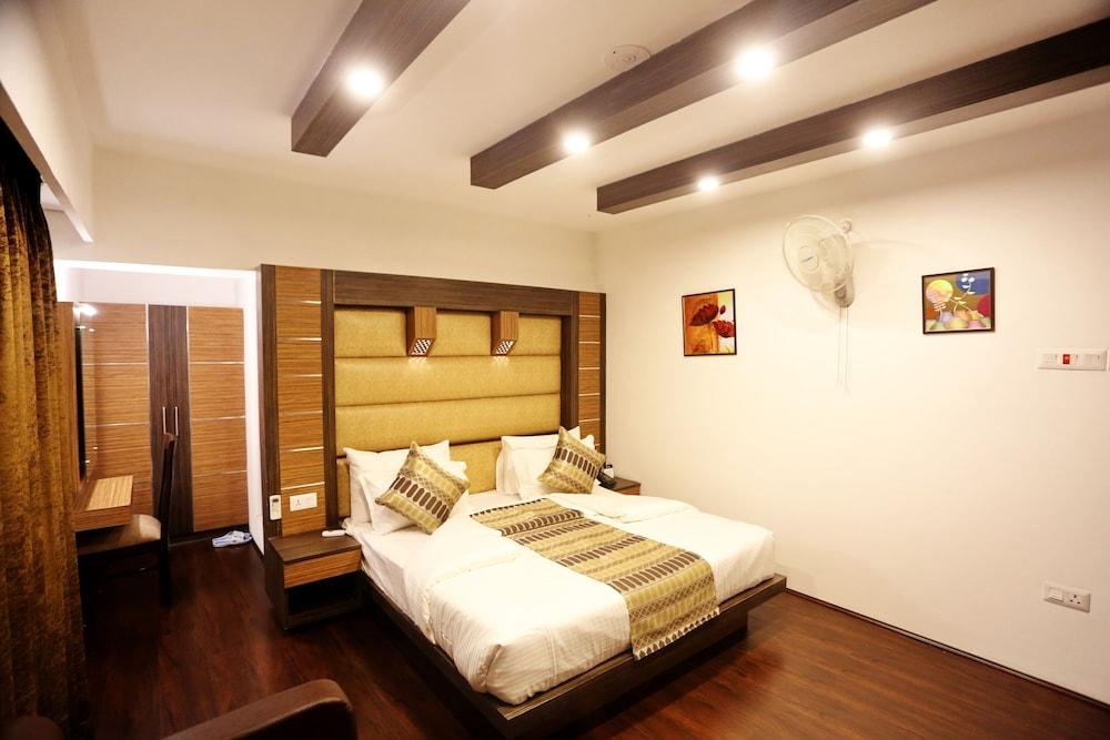 22 Enclave by Evoke Lifestyle