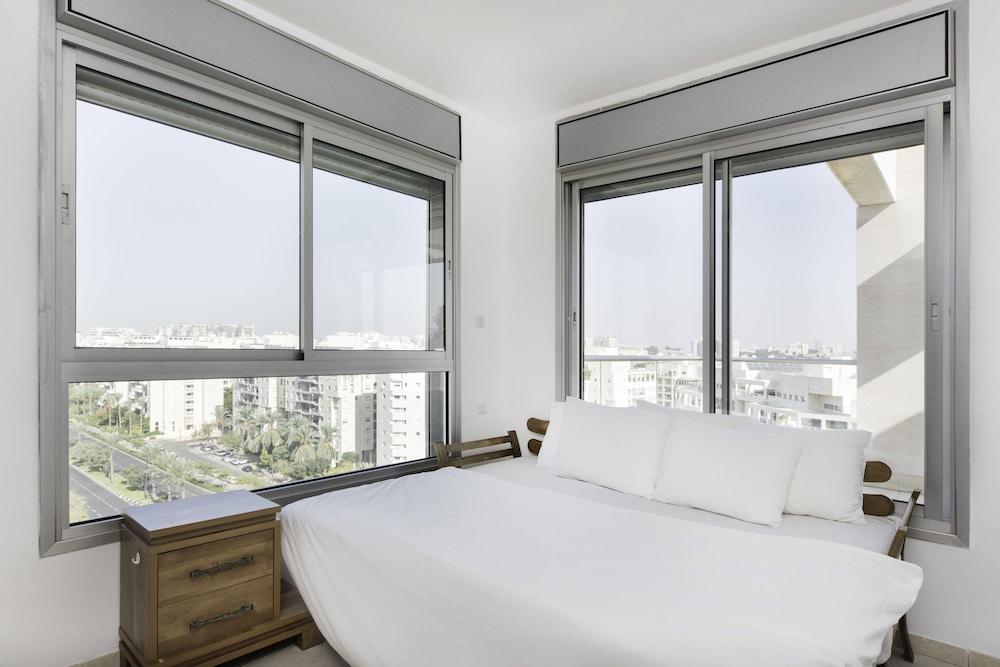 Sea N' Rent - Ramat Aviv 3 Bed