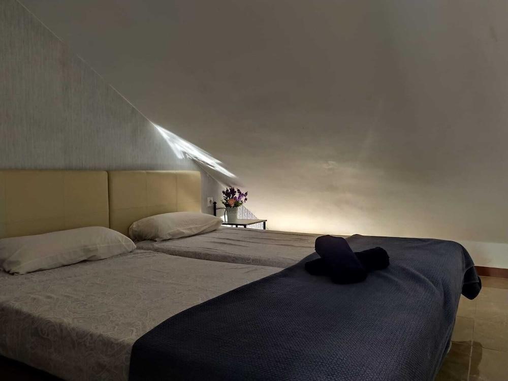 Málaga Centro Hostel - Adults Only