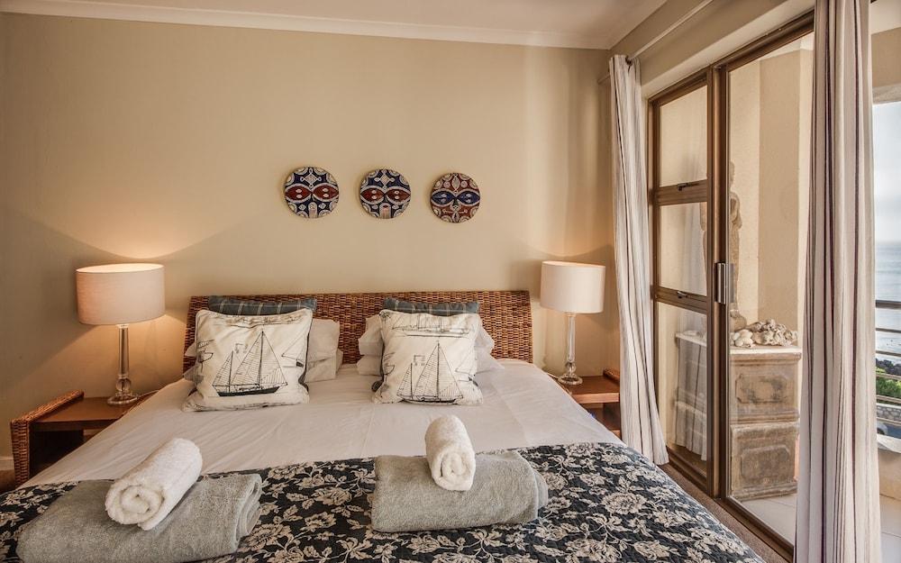 The Lookout at Whale Cove