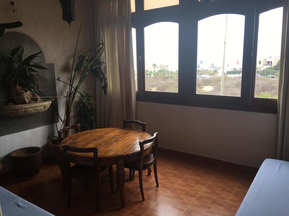 Beach Side Luxurious Villa Ref1098