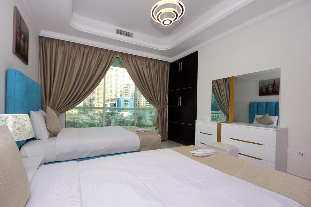 Piks Key - Marina Sail Tower