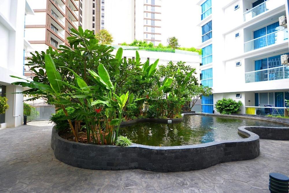 Serenity Wongamat Pattaya Studio