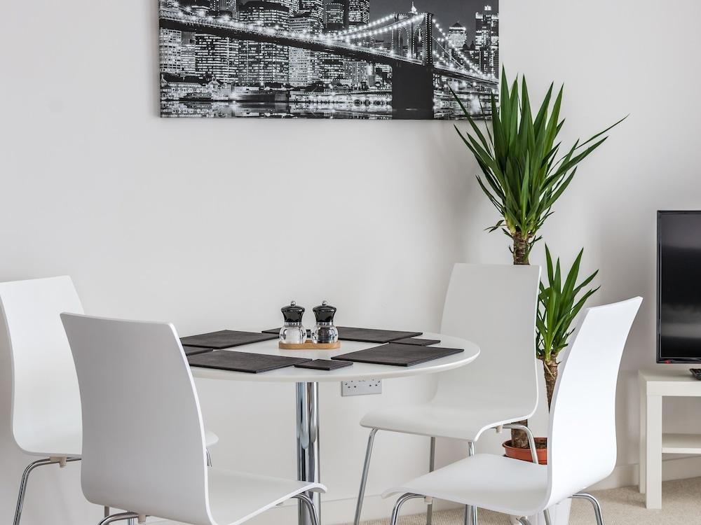 Central View Apartment