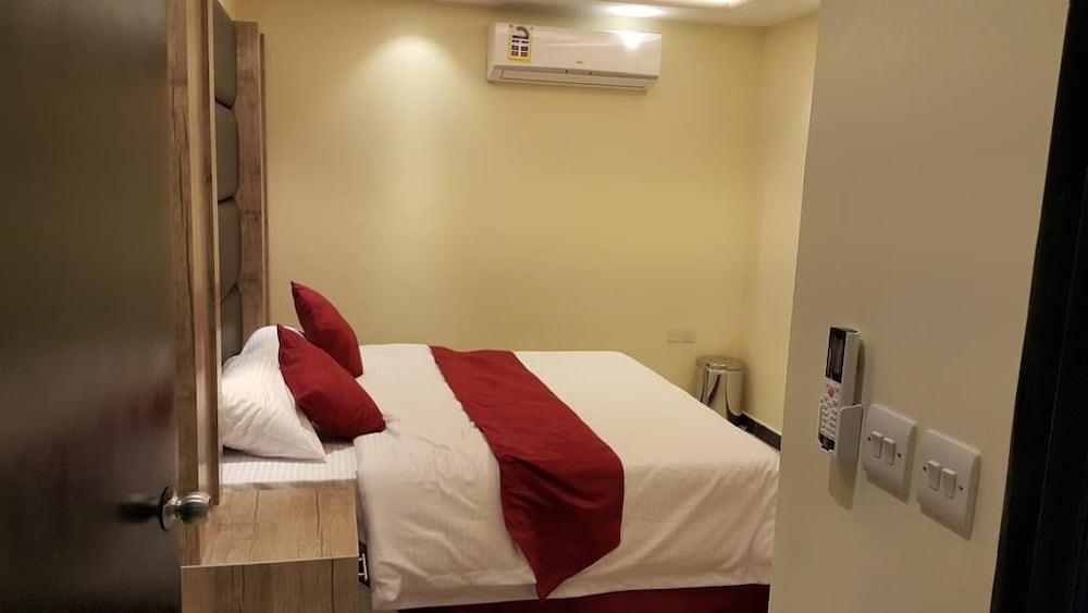 AlToot Palace Furnished Apartments