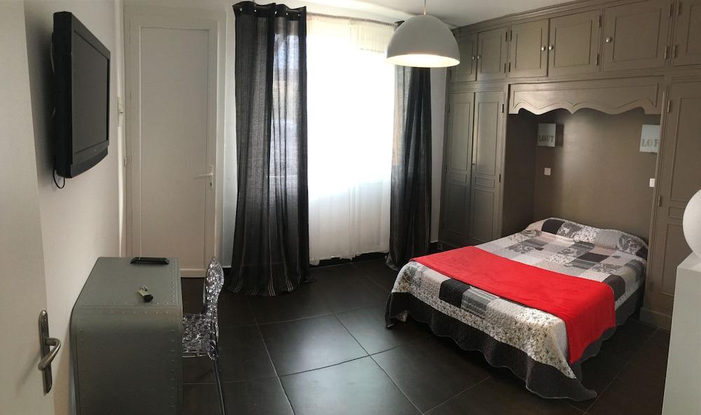 Hôtel Les Arbousiers