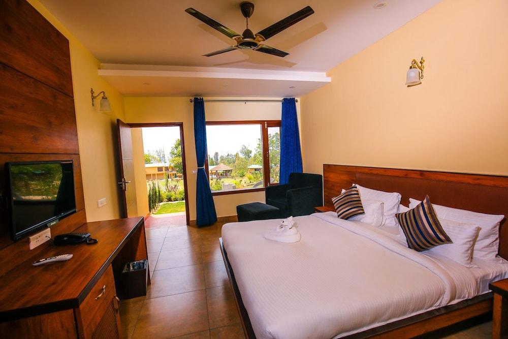 Sitabani Jungle and Spa Resort