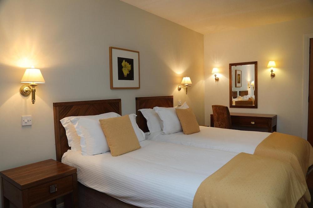 Macdonald Forest Hills Resort