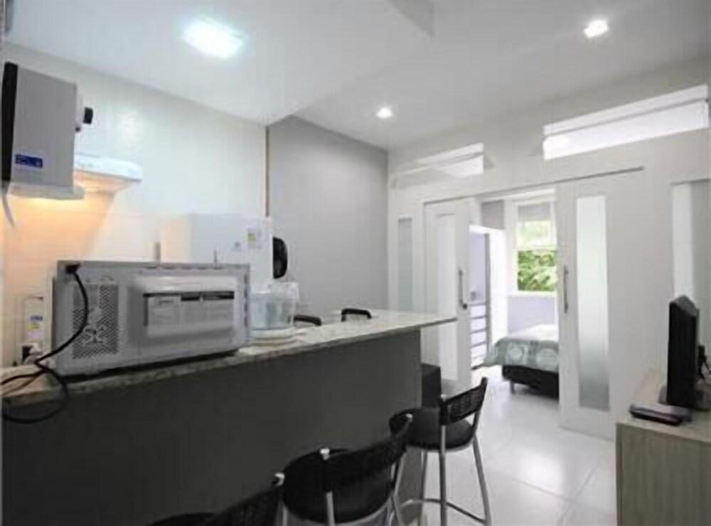 GoHouse Oliveira 302