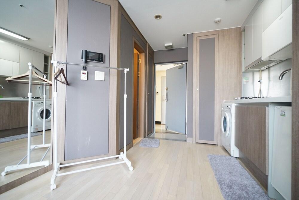 Galaxy Sinsa Sharmang