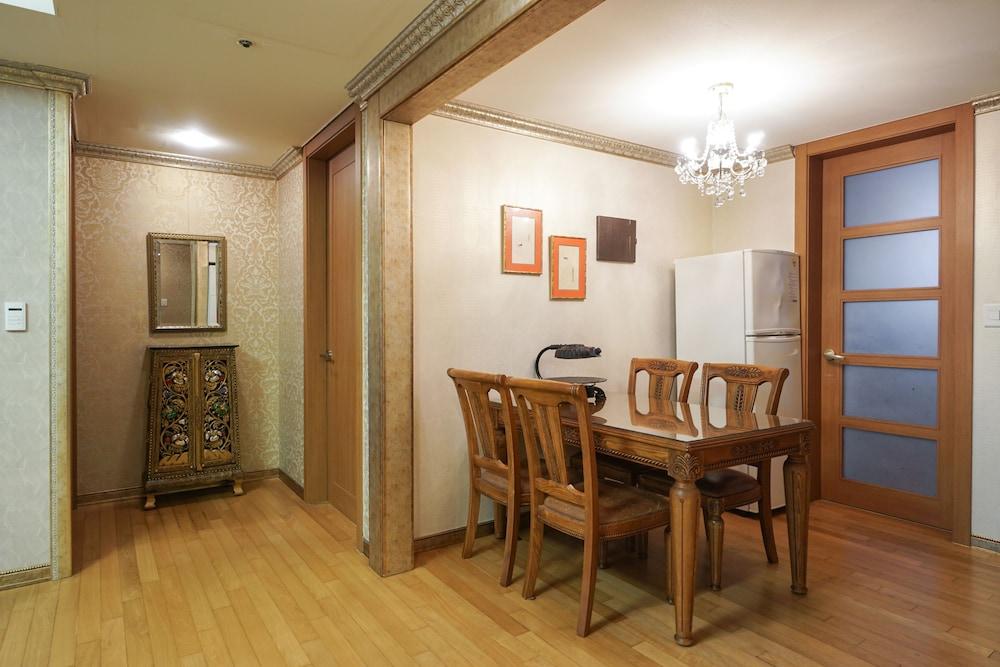 Gangnam Galaxy Apartment 1