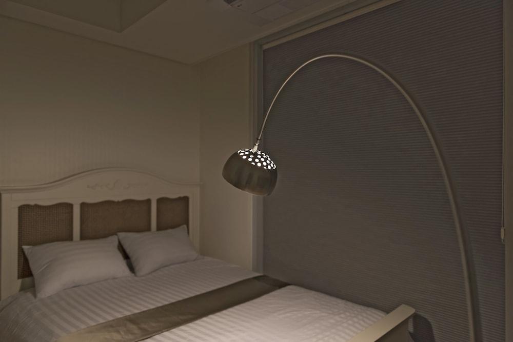 Ivory Central Gangnam