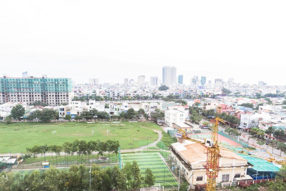 Riverside Apartment in Monarchy Apartment