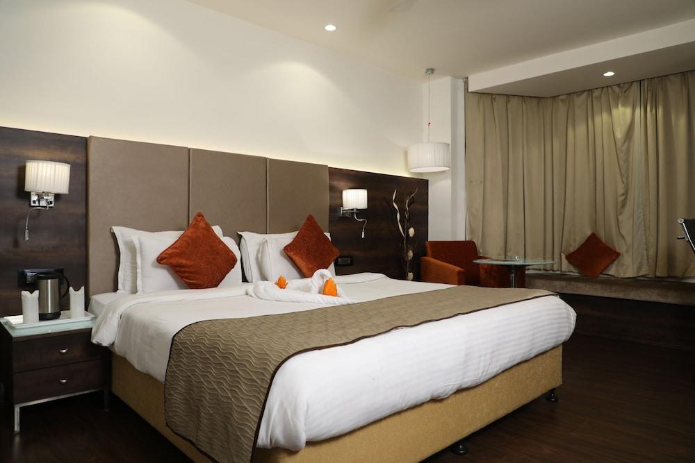 5 Flowers Ananta Elite, Kota