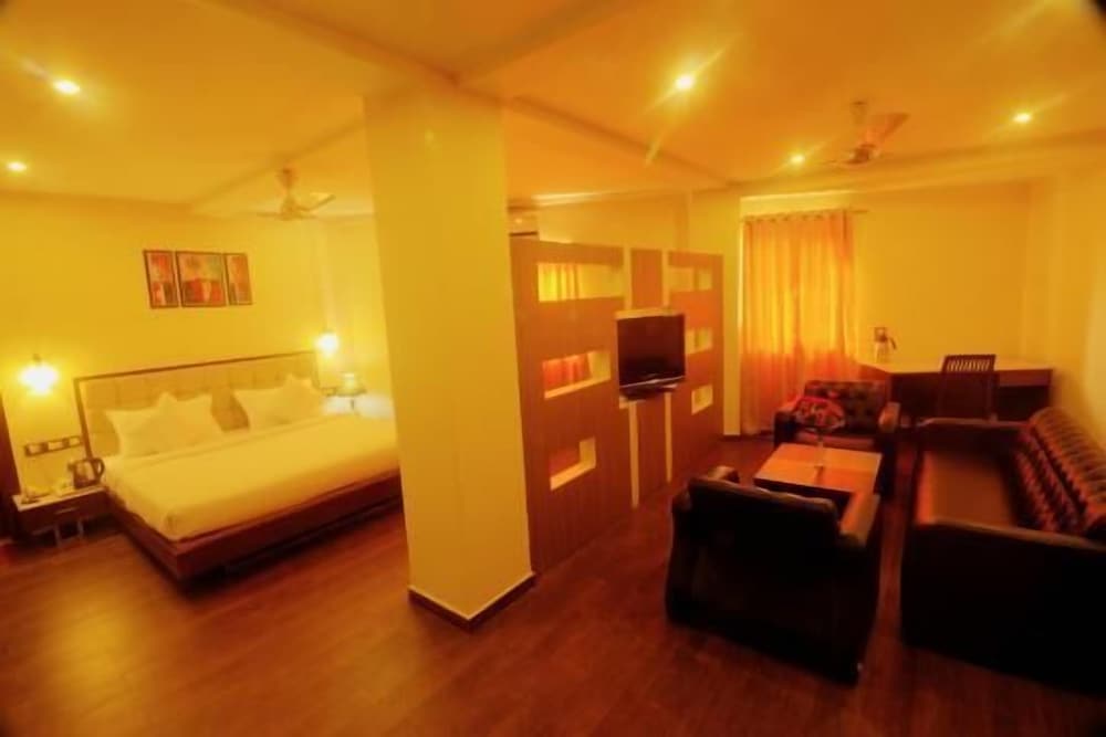 Rajdarbar Hotel & Banquet