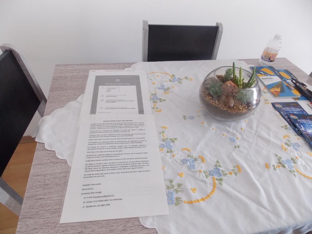 Apartamento 2 dorms Metrô Saúde