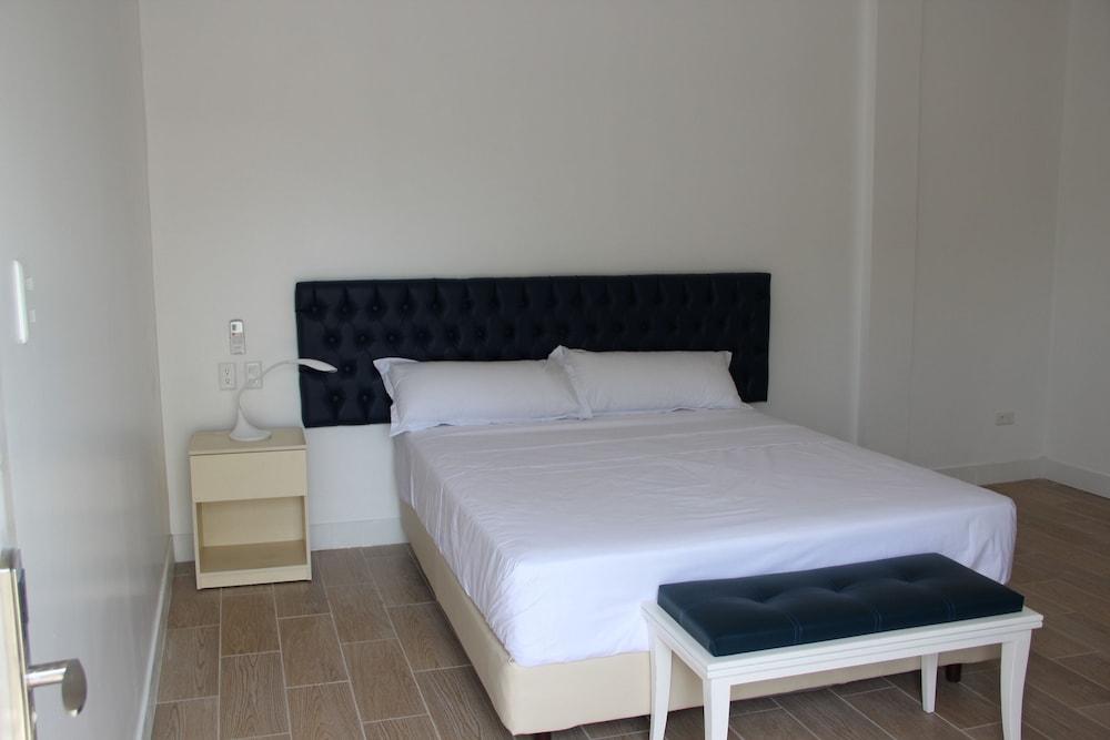 Hotel City Plaza Salinas