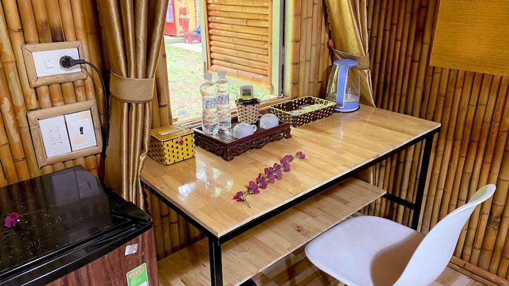 Quoc Khanh Bamboo Homestay - Hostel