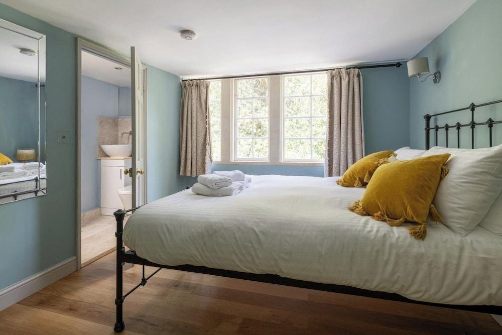 The School Rooms Estate