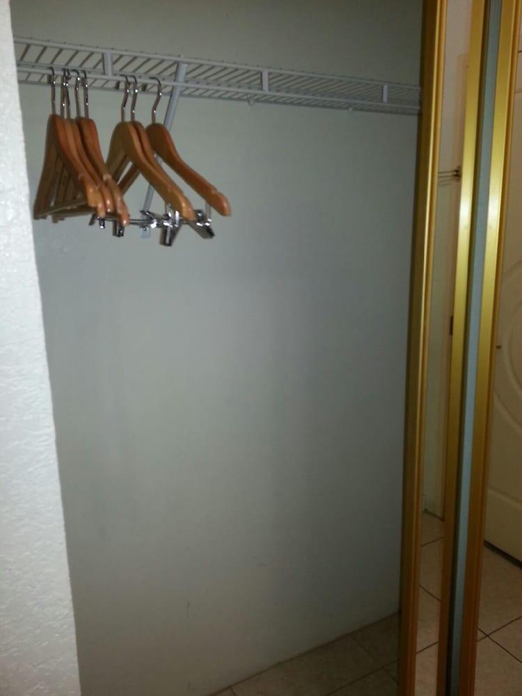 Hollywood Beach Resort-comfortable Large Studio