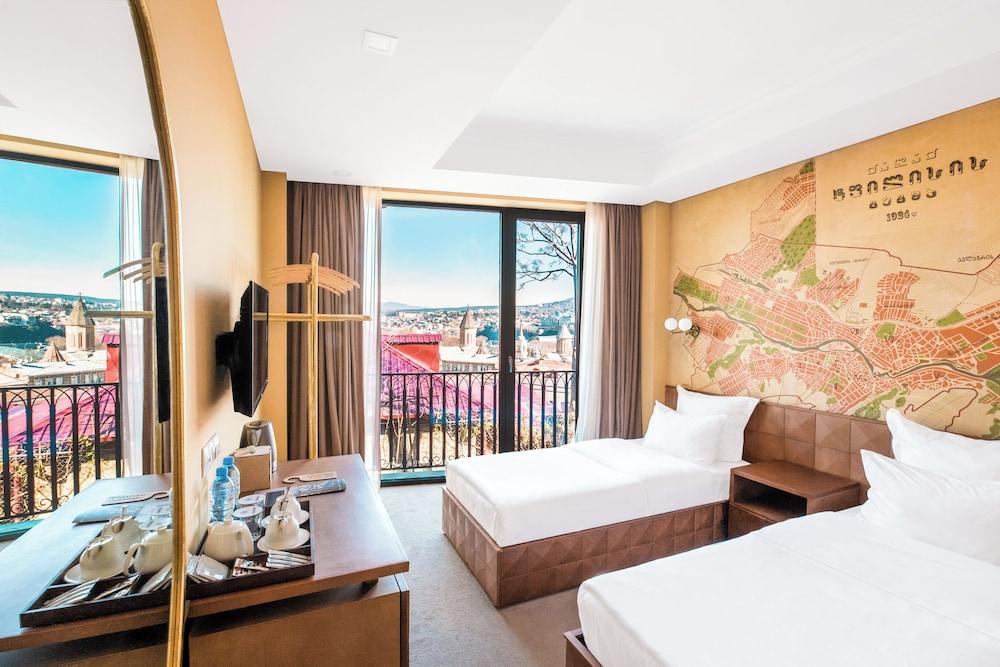 Amante Narikala Hotel