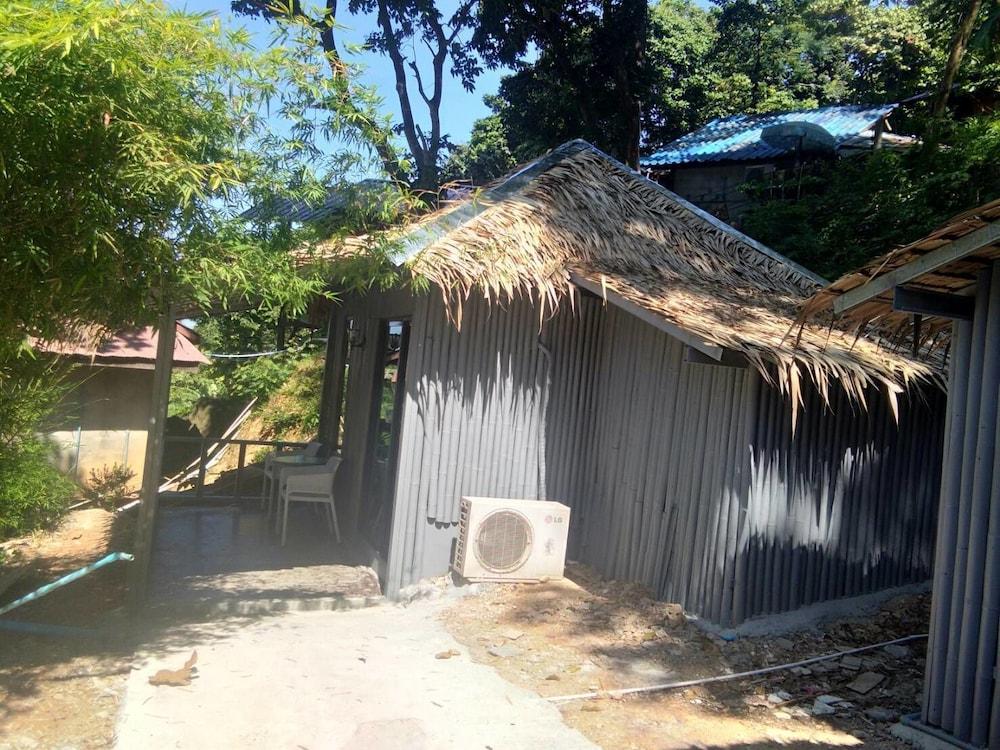 Phi Phi Sea and Hill