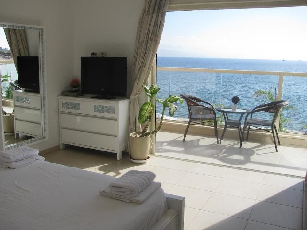 Coral Beach Pearl Guest House