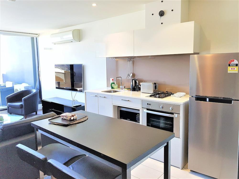 ReadySet Apartments on Spencer