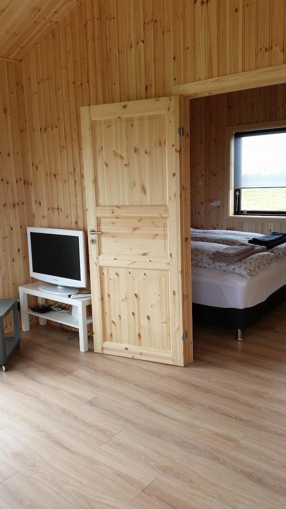 Hekla Cabin 1 Volcano and Glacier View