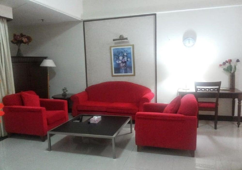 Rex Palace in Times Square