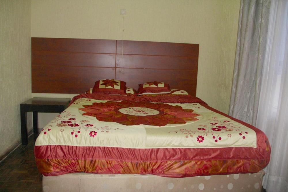 Diplomat Apartment Kacyiru