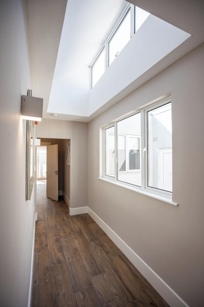 Temple Bar Crowne Square Apartments