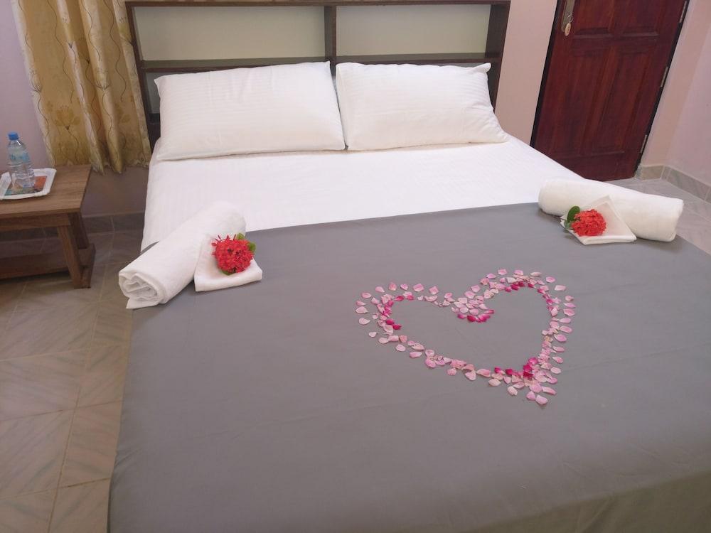 Baivaru Guesthouse Services