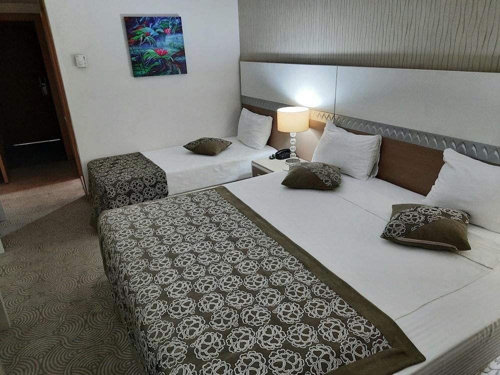 Nadir Business Hotel