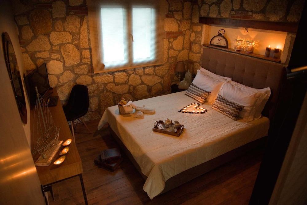 Five Senses Luxury Villas