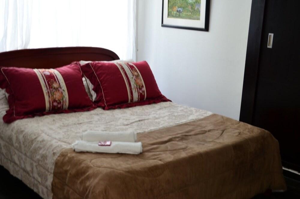 Espectacular chalet con piscina