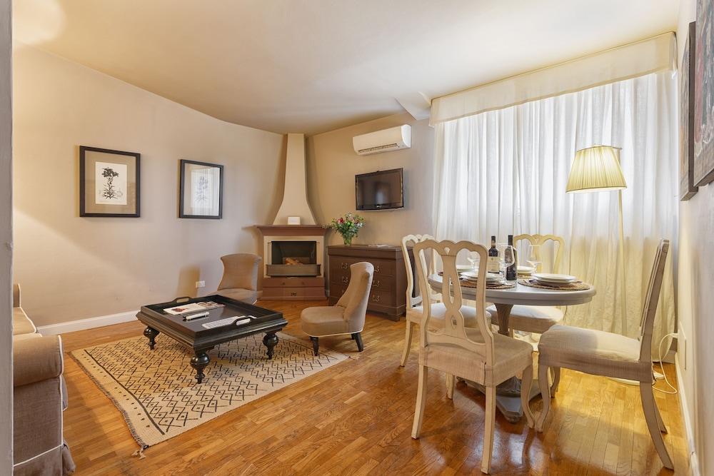 Tornabuoni Apartments