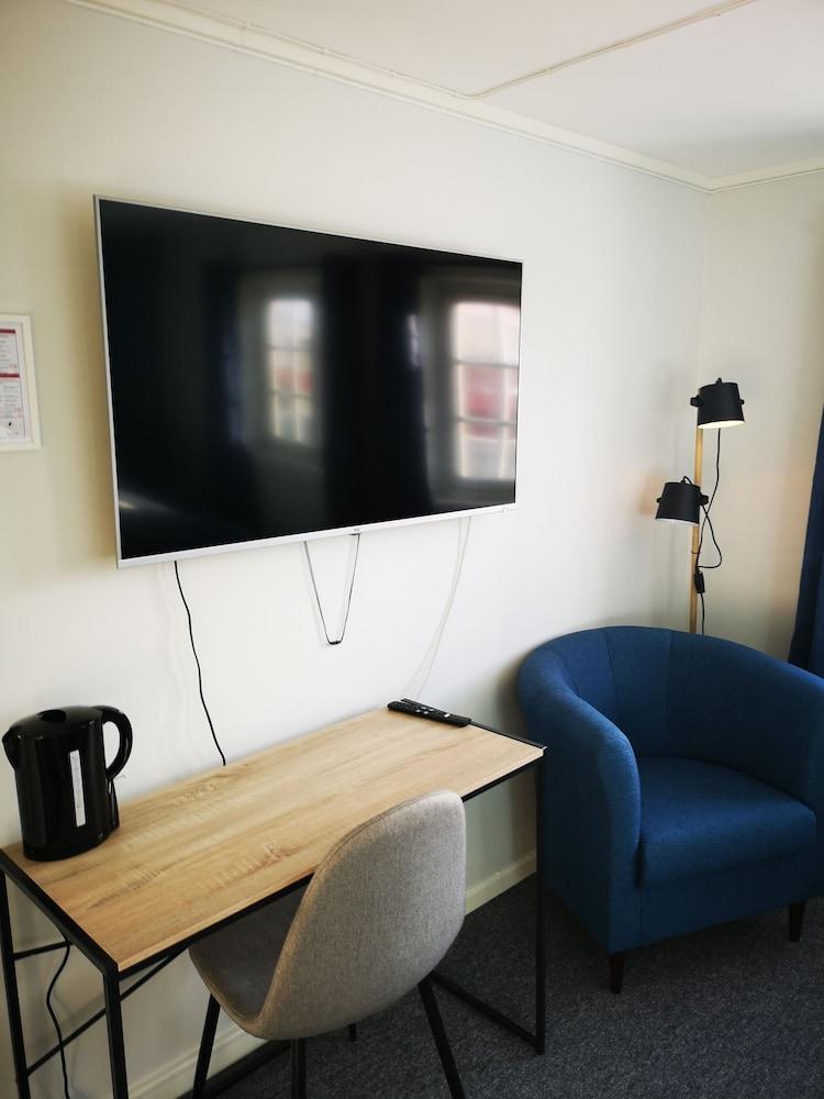 Henningsvær Guesthouse