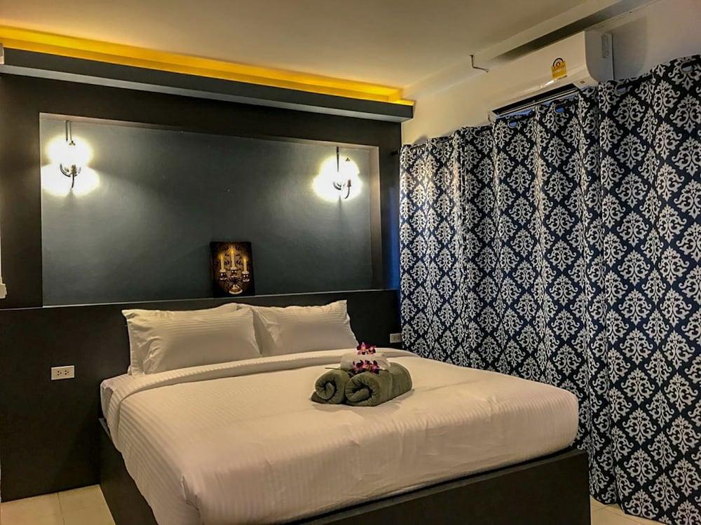 Khaolak Benzotel Hotel