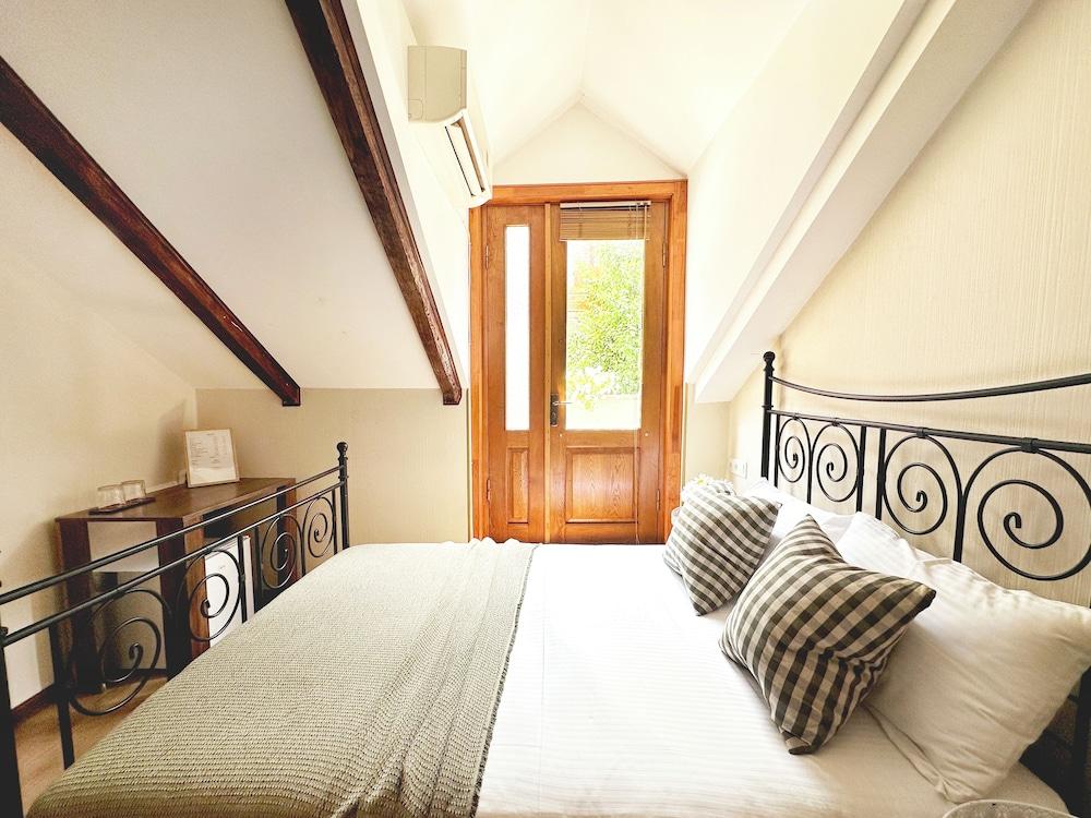 Betlemi Old Town Hotel