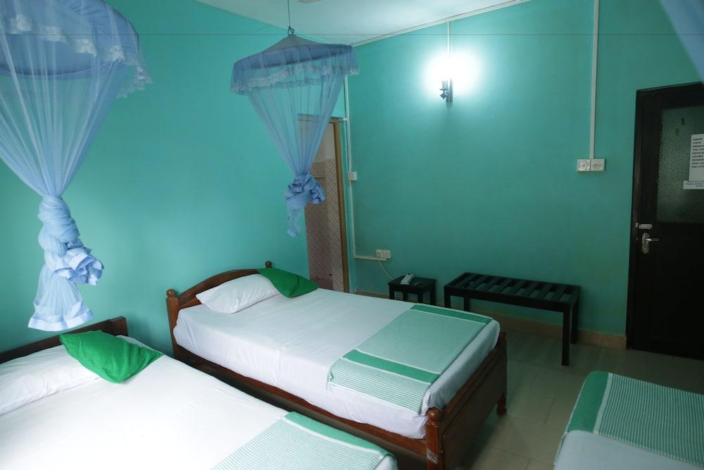 Araliya Holiday Bungalow