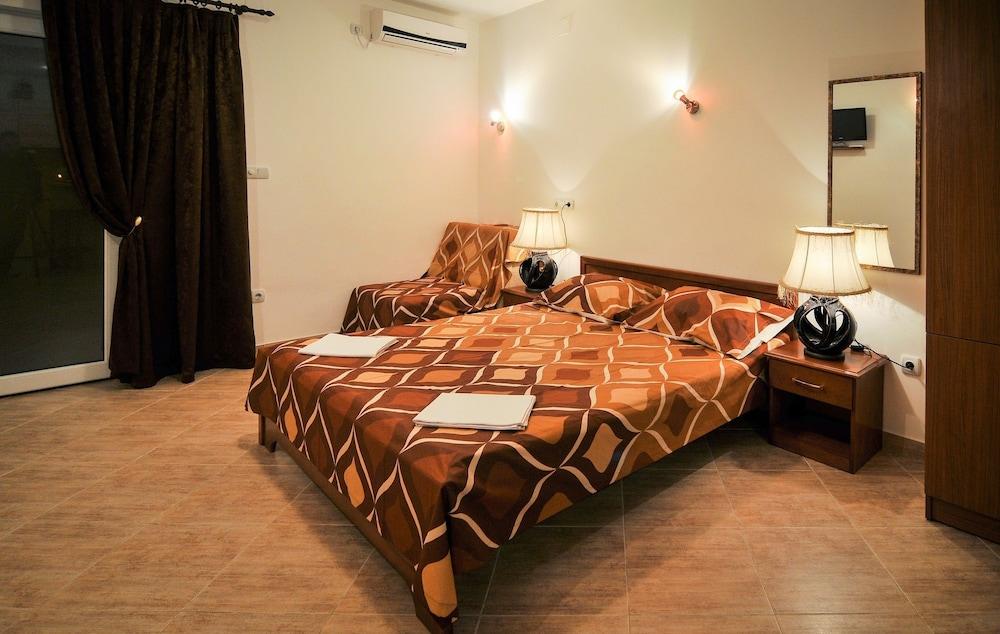 Apartments Samardzic