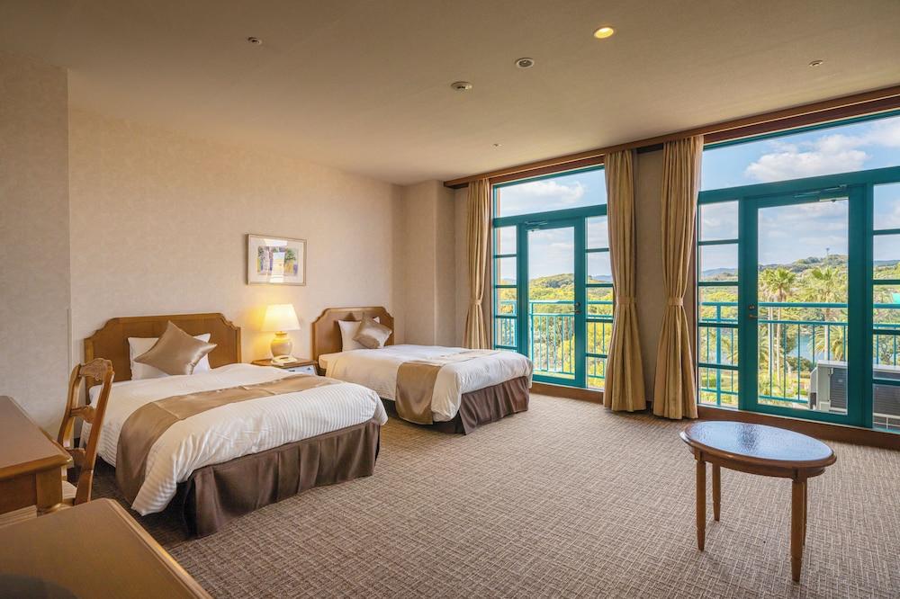 Ooedo Onsen Monogatari Premium Saikaibashi