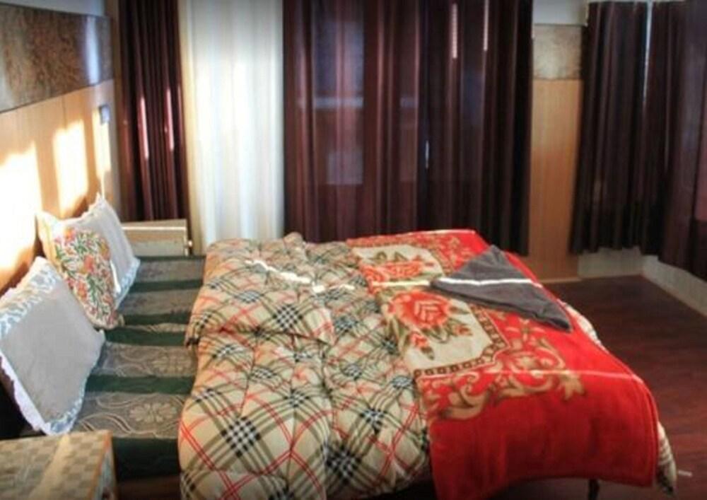 Hotel Dolma Residency