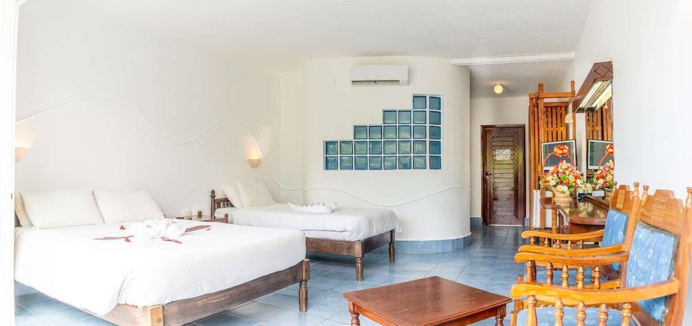 Sun N Sand Beach Resort