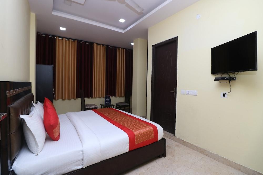 OYO 10013 Ashoka palace