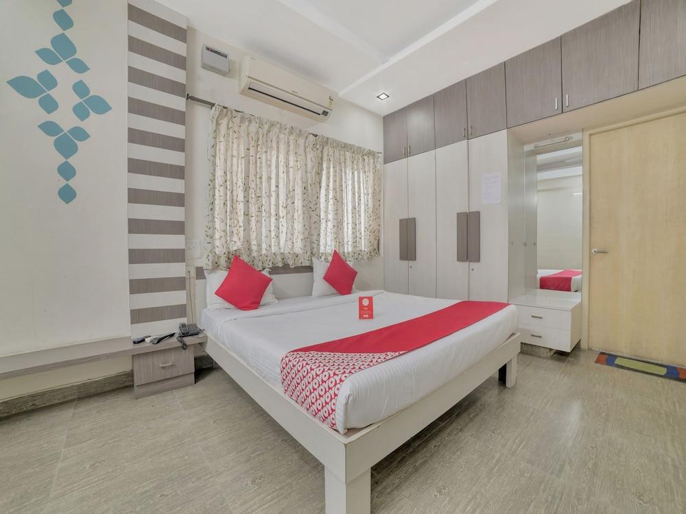 OYO 3607 Apartment Gachibowli